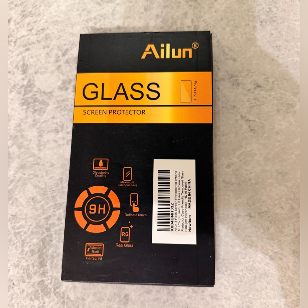 Ailun Black Glass Screen Protector IPhone 16 Pro